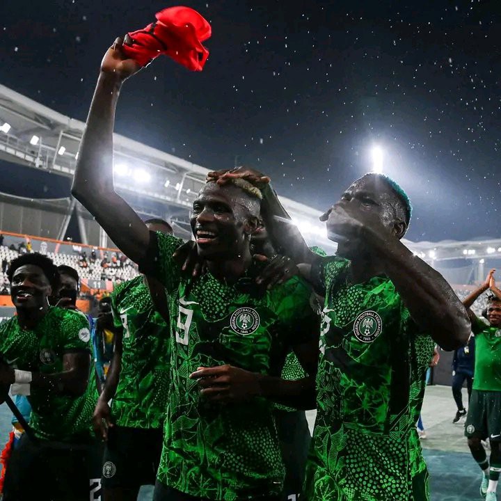 Mixed Reactions as Victor Osimhen poses with Cameroon players after eliminating them from AFCON 2023