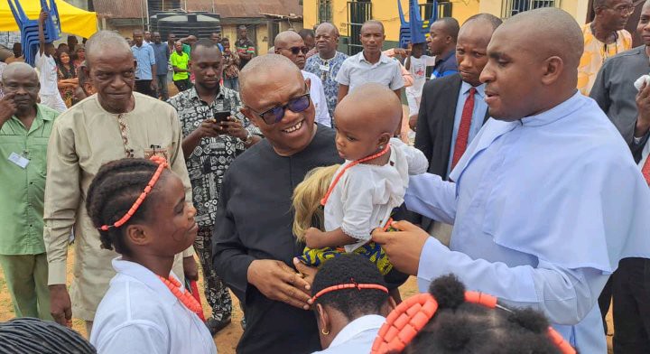 Mixed Reactions images Of Obi Carrying A Child After He Visited A Correctional Centre On Easter Day