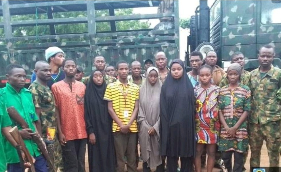 Soldiers in a convoy with three operational vehicles stormed Oro-Ago police station, overpowered the policemen and forcefully took custody of the rescued Kogi Students - According to Police