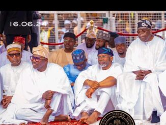 after seeing photo of Tinubu observing Eid prayers with Dangote and his team in Lagos, Nigerian react